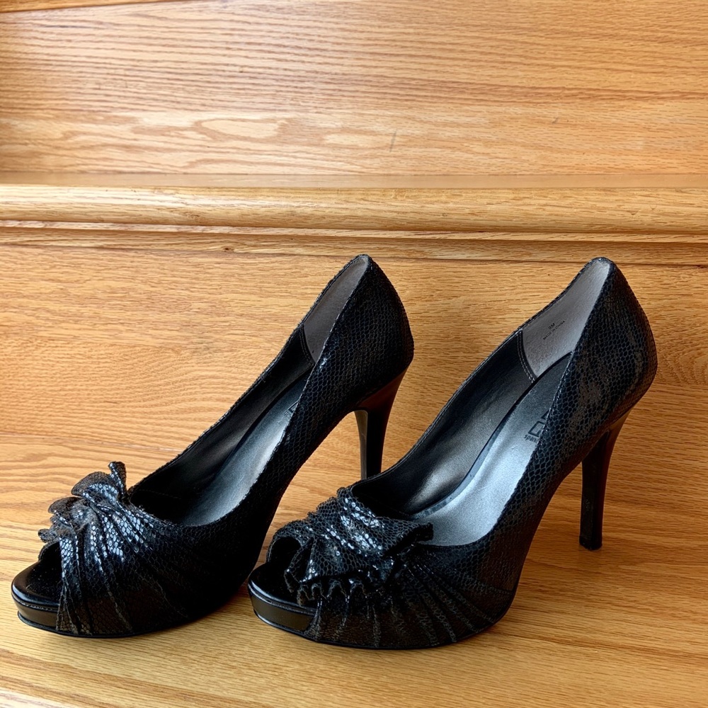 Open Toe Pumps